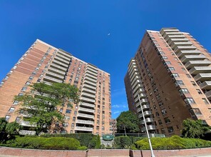 40 Brighton 1st Rd in Brooklyn, NY - Building Photo - Building Photo