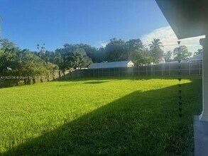 14810 SW 153rd Terrace in Miami, FL - Building Photo - Building Photo