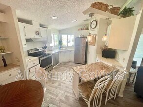 415 Villa Nueva Cir in North Port, FL - Building Photo - Building Photo