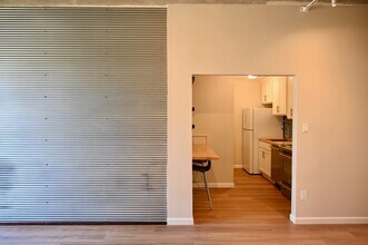 675 S University Blvd, Unit 108 in Denver, CO - Foto de edificio - Building Photo