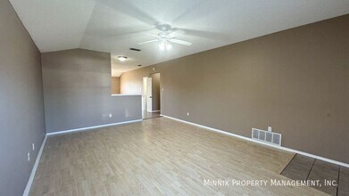 525 N Iola Ave in Lubbock, TX - Building Photo - Building Photo