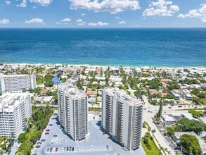 2701 N Ocean Blvd in Fort Lauderdale, FL - Building Photo - Building Photo