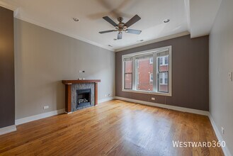 2432 N Geneva Terrace in Chicago, IL - Building Photo - Building Photo