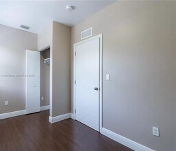 5416 NE 1st Ct in Miami, FL - Building Photo - Building Photo