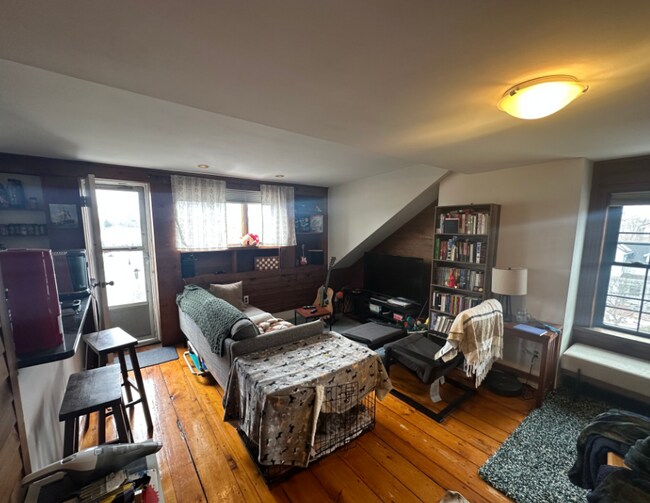 54 Atherton St, Unit 3 in Somerville, MA - Building Photo - Building Photo