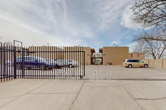 227 Tennessee St NE in Albuquerque, NM - Building Photo - Building Photo