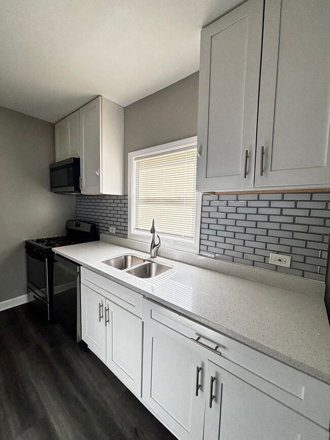 property at 3935 Catalpa St