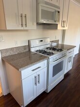 641 Corwin Ave in Glendale, CA - Foto de edificio - Building Photo