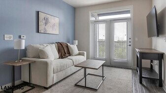 14015 Univ Pass, Unit 4405 in San Antonio, TX - Building Photo