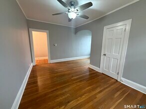 800 Farmington Ave in West Hartford, CT - Building Photo - Building Photo