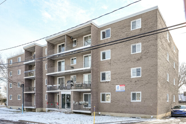 76 Du Collège Av in Québec, QC - Building Photo - Primary Photo