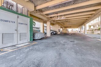 4021 Indian Creek Dr in Miami Beach, FL - Building Photo - Building Photo