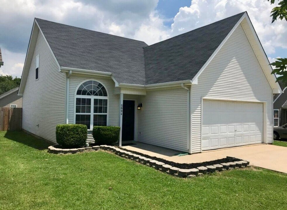 5094 Cornelius Dr in Murfreesboro, TN - Building Photo