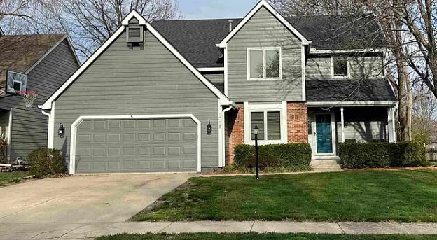 1016 Wagon Wheel Rd in Lawrence, KS - Foto de edificio