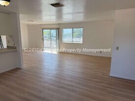 6460 Nacimiento Ave in Atascadero, CA - Building Photo