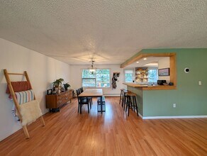 8221 Birch Ln in Juneau, AK - Building Photo - Building Photo
