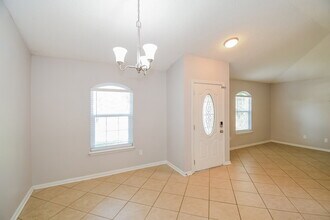 5462 Catspaw Ln in Jacksonville, FL - Foto de edificio - Building Photo