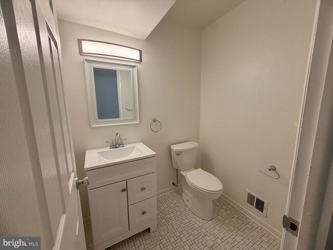 property at 5129 Clacton Ave