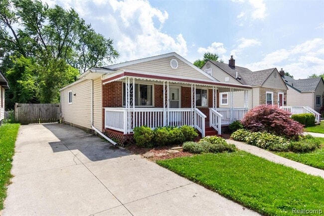 287 Madison Ave in Clawson, MI - Building Photo - Building Photo