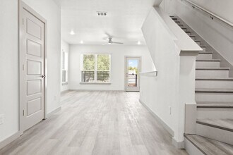 2702 Lubbock Ave in Fort Worth, TX - Building Photo - Building Photo