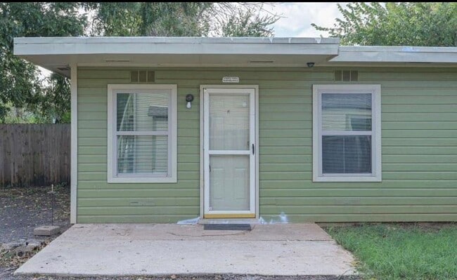 4106 S Shields Blvd in Oklahoma City, OK - Building Photo - Building Photo