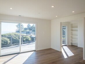 10 2nd St in Sausalito, CA - Building Photo - Building Photo