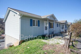 116 Hampton St in Sylva, NC - Building Photo