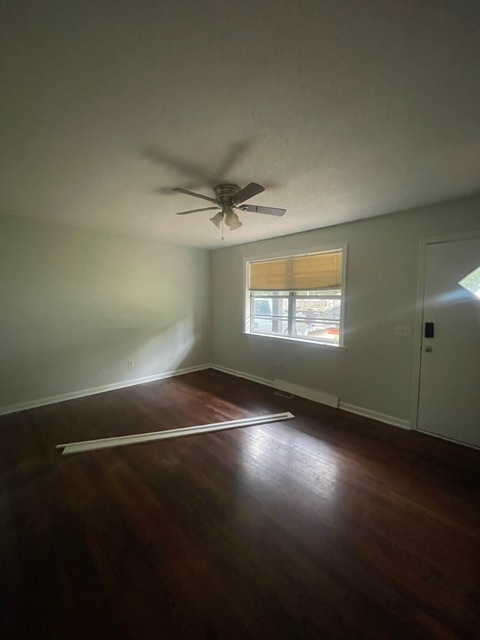 1600 Hollingshed Rd in Irmo, SC - Building Photo - Building Photo