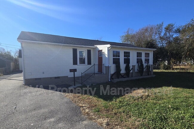 property at 13 W Berry St