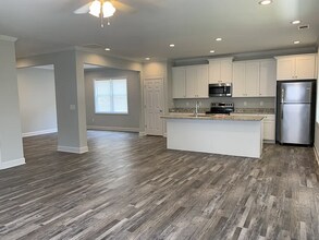 195 Northside Dr in Athens, GA - Building Photo - Building Photo