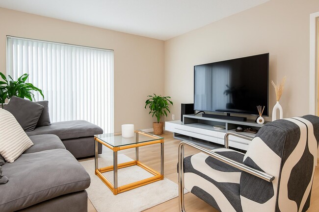property at 400 Kings Point Dr