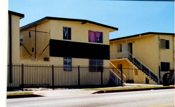 254 E 120th St in Los Angeles, CA - Building Photo - Building Photo