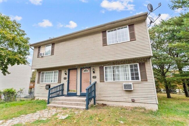 123 Sumac St in Waterbury, CT - Building Photo - Building Photo