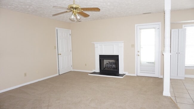 7305 Tollhouse Dr in Fayetteville, NC - Building Photo - Building Photo