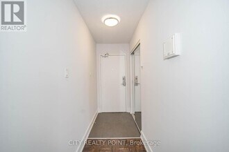 33 Isabella St in Toronto, ON - Building Photo - Building Photo