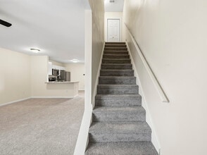 105 Westchester Dr in Athens, GA - Foto de edificio - Building Photo