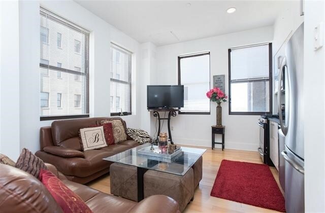 4 Beacon Way in Jersey City, NJ - Foto de edificio