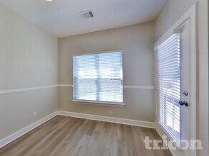 1318 Allison Ct in Lebanon, TN - Foto de edificio - Building Photo