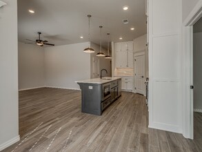 3125 Grapevine St in Edmond, OK - Building Photo - Building Photo