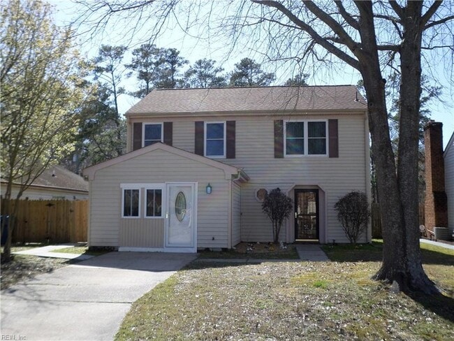 property at 2109 Clarion Ct