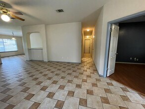 1212 Knoll Ridge Dr in Cedar Park, TX - Foto de edificio - Building Photo