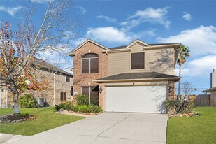 15911 Breanna Ln in Houston, TX - Building Photo
