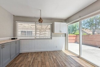 10666 Escobar Dr in San Diego, CA - Building Photo - Building Photo