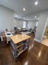 68 Harvest St, Unit 1 in Boston, MA - Building Photo - Building Photo