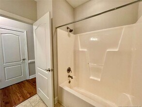 206 Fountainhead Ln in Fayetteville, NC - Building Photo - Building Photo