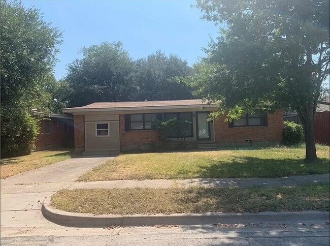 property at 13930 Stardust Ln