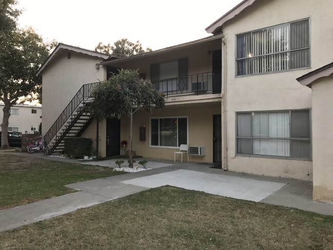 717 E Santa Fe Ave, Unit #5
