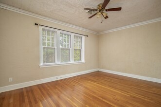 7234 Amherst Ave, Unit 2E in University City, MO - Foto de edificio - Building Photo