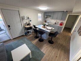 35 Holiday Park Dr in Centereach, NY - Building Photo