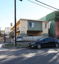 1556 Mariposa Ave in Los Angeles, CA - Building Photo - Building Photo